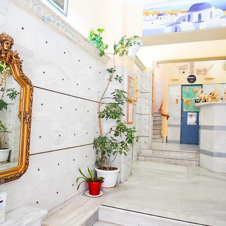 The Student & Travellers Inn Афины Экстерьер фото
