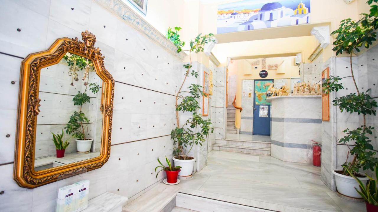 The Student & Travellers Inn Афины Экстерьер фото